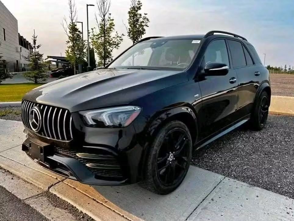 2022 Mercedes-Benz GLE - Image 3