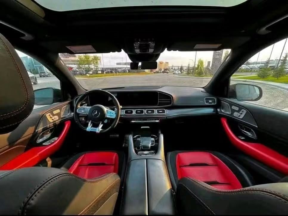 2022 Mercedes-Benz GLE - Image 4
