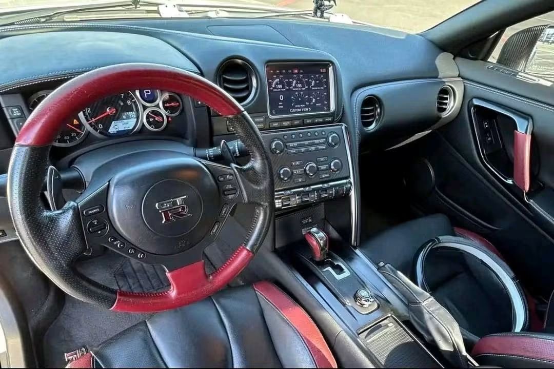 2016 Nissan GT-R Black Edition