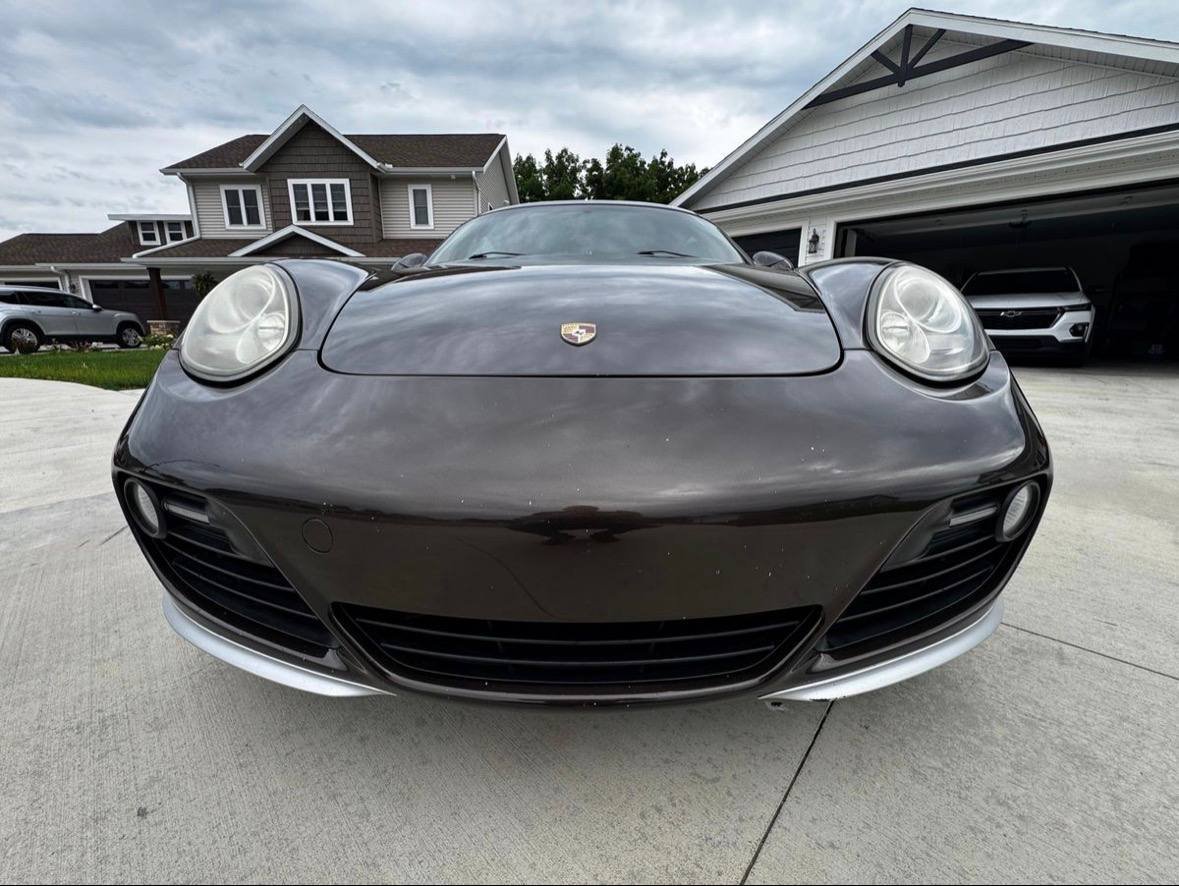 Porsche 987 Cayman Coupe